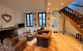 Maison dans quartier historique : La Grenouille